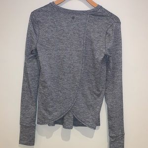 *NEVER WORN* Athleta workout long sleeve tee